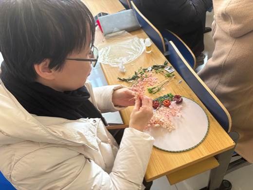 f29e83bc09cc43bfb60f2d66320e5203